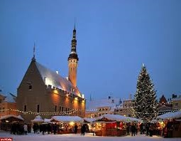 Все про особенности празднования Рождества в Норвегии. Описаны рождественские традиции разных норвежских городов, меню праздничного стола, а также популярные новогодние сувениры.
